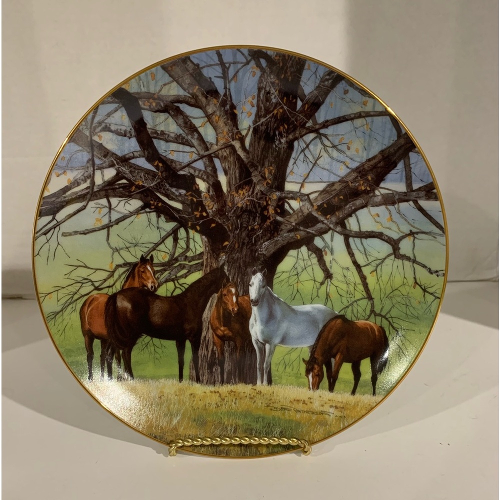 Danbury Mint Meeting Place by Donald W Patterson 8" Plate #A602
